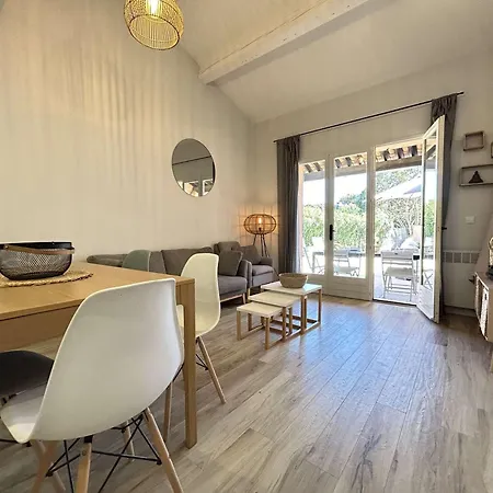 Holiday home Mazet Climatise Avec Jardin, Piscine Privee Et Proche Mer, 3 Pieces, 6 Couchages A - Fr-1-226-545 *